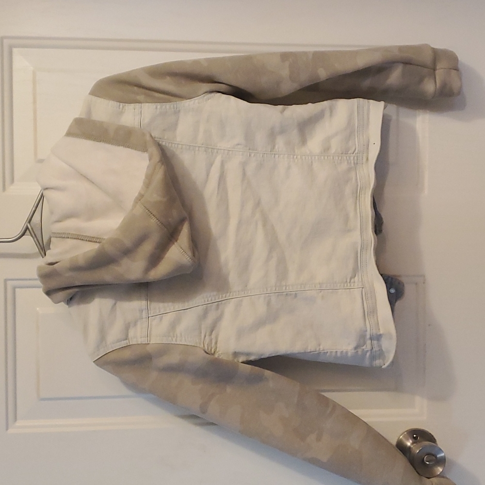 Jacket - Picture 3 of 3